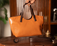 Gloss tote